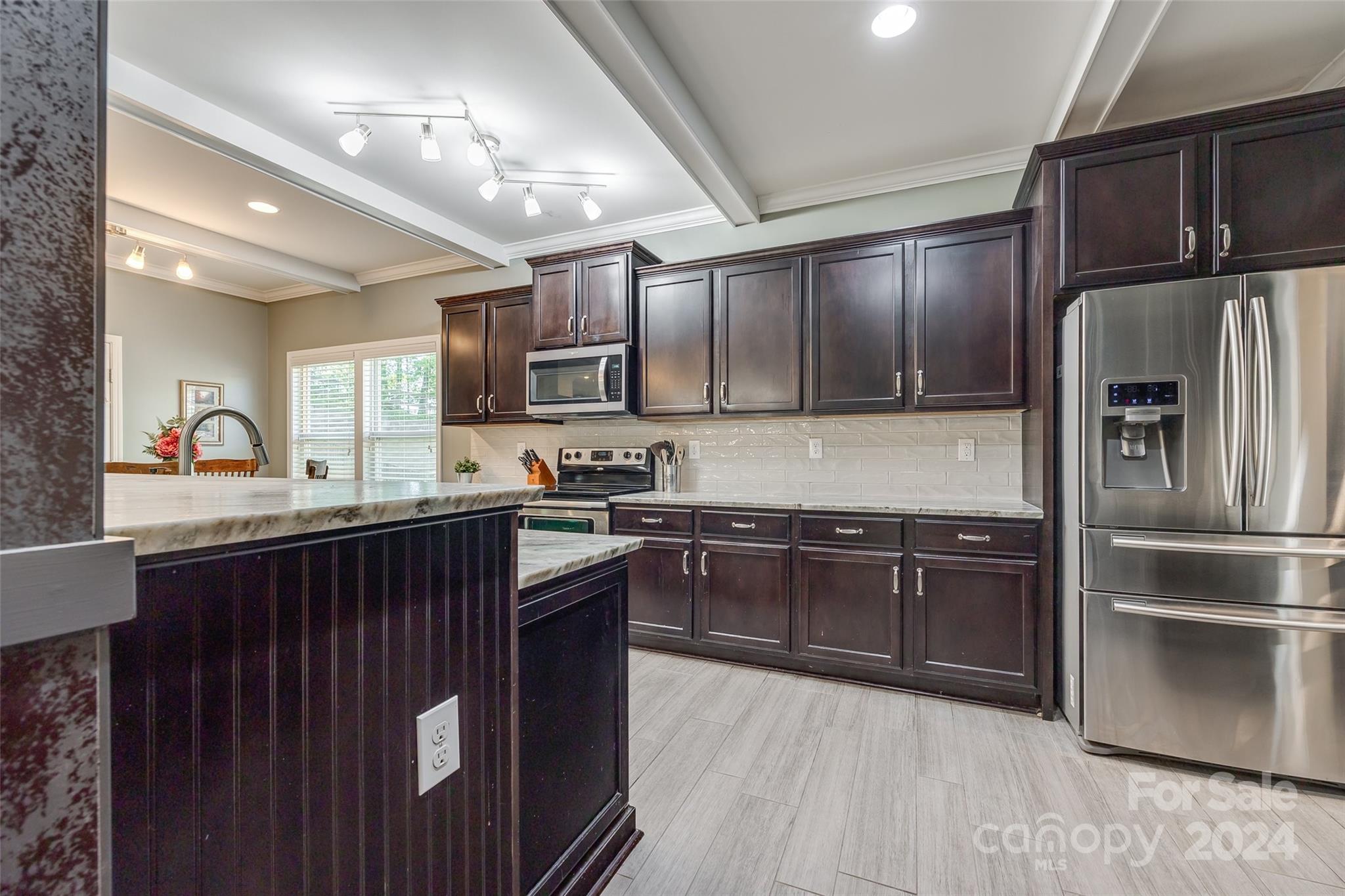 Lake Ridge - Residential