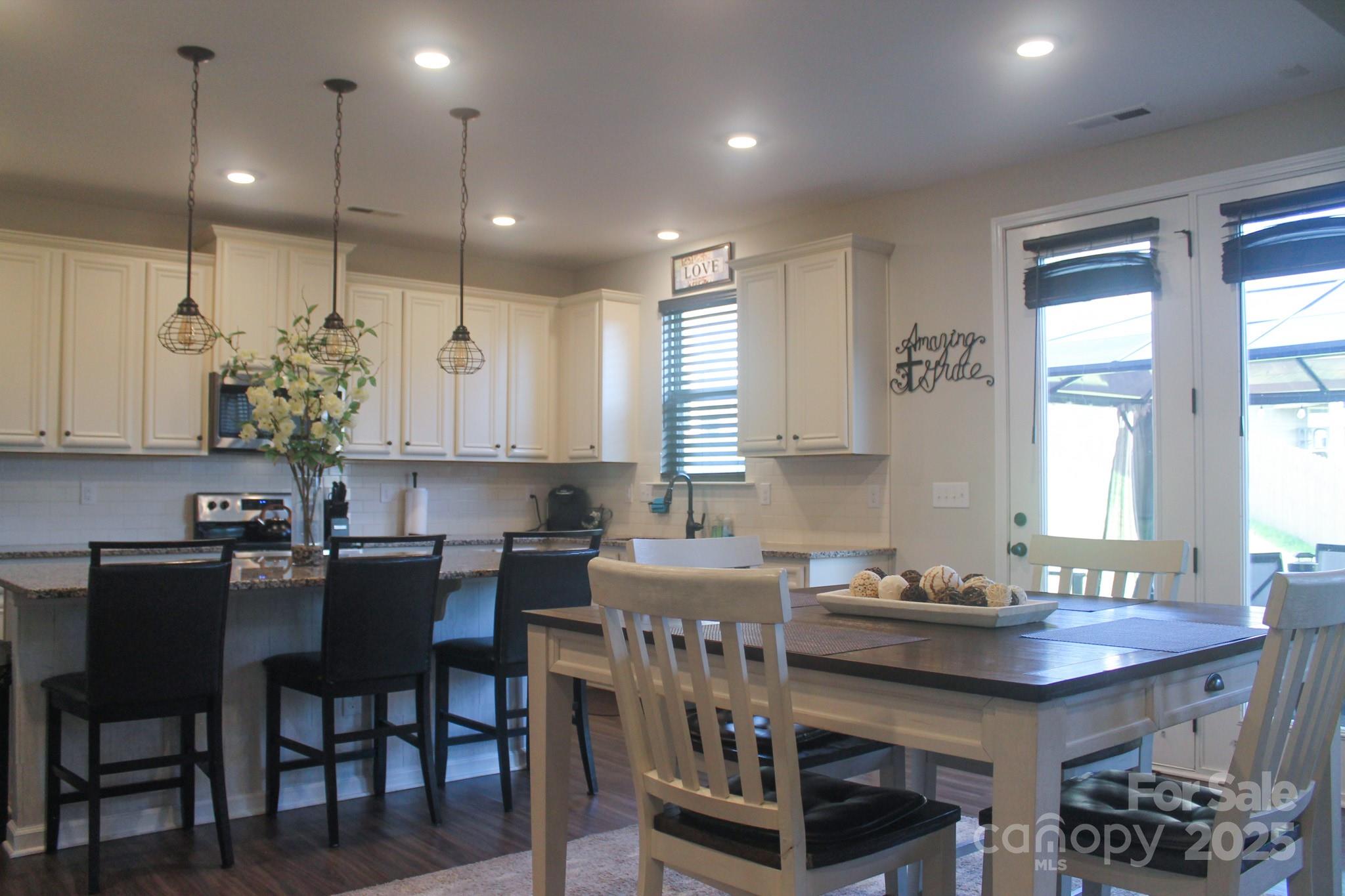 Pleasant Oaks - Residential