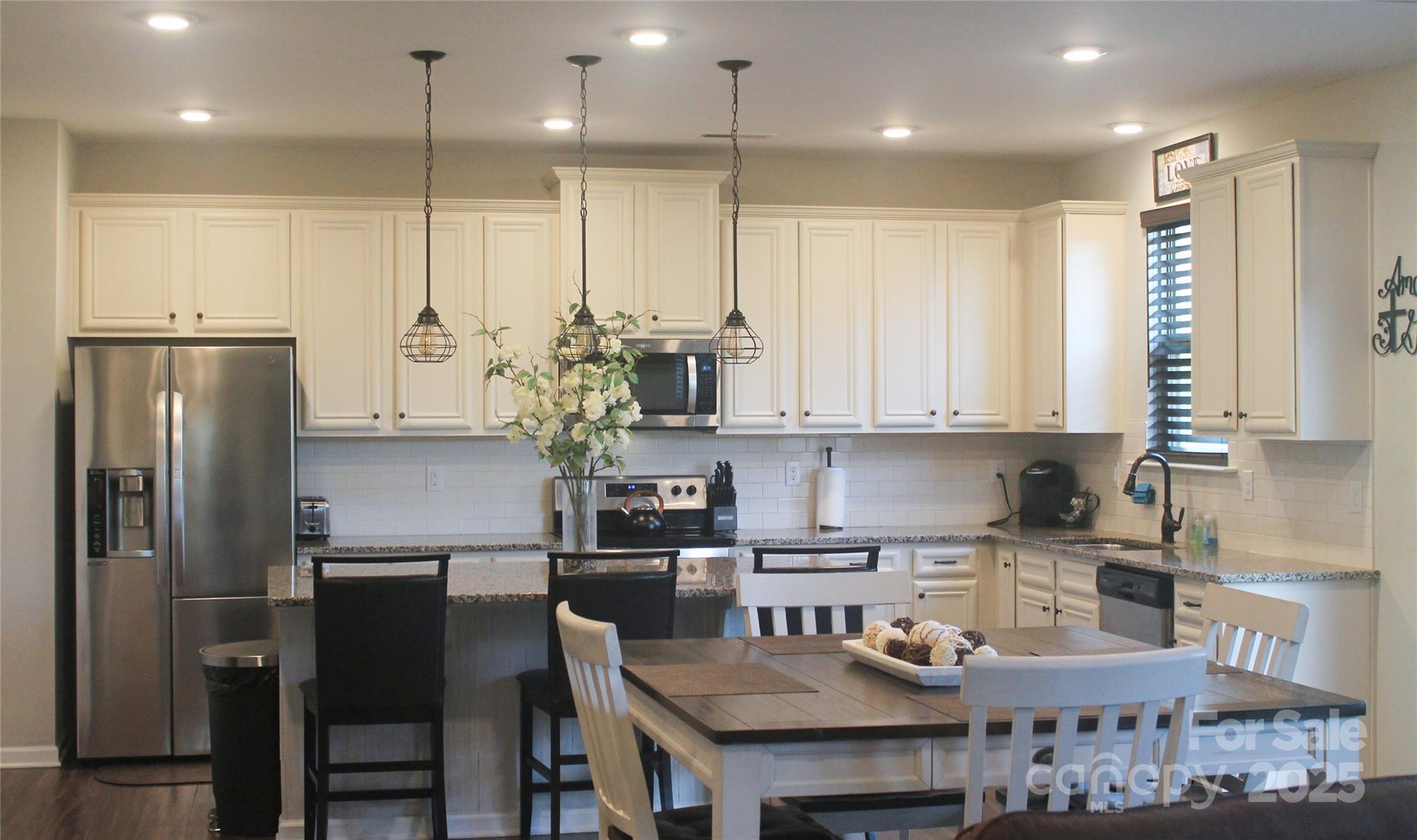 Pleasant Oaks - Residential