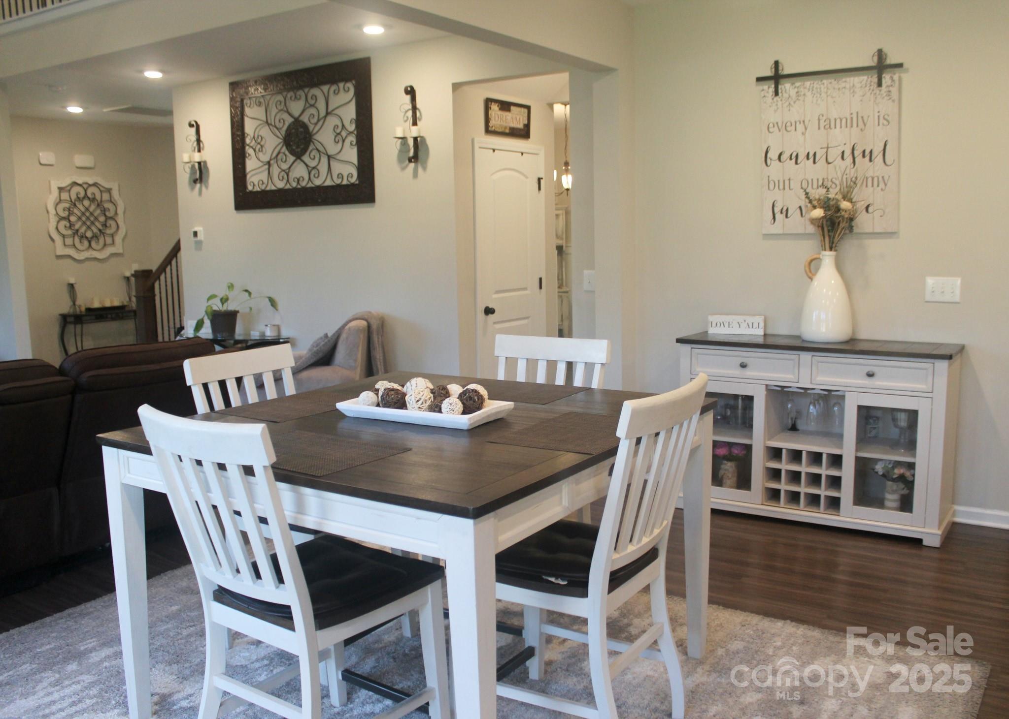 Pleasant Oaks - Residential