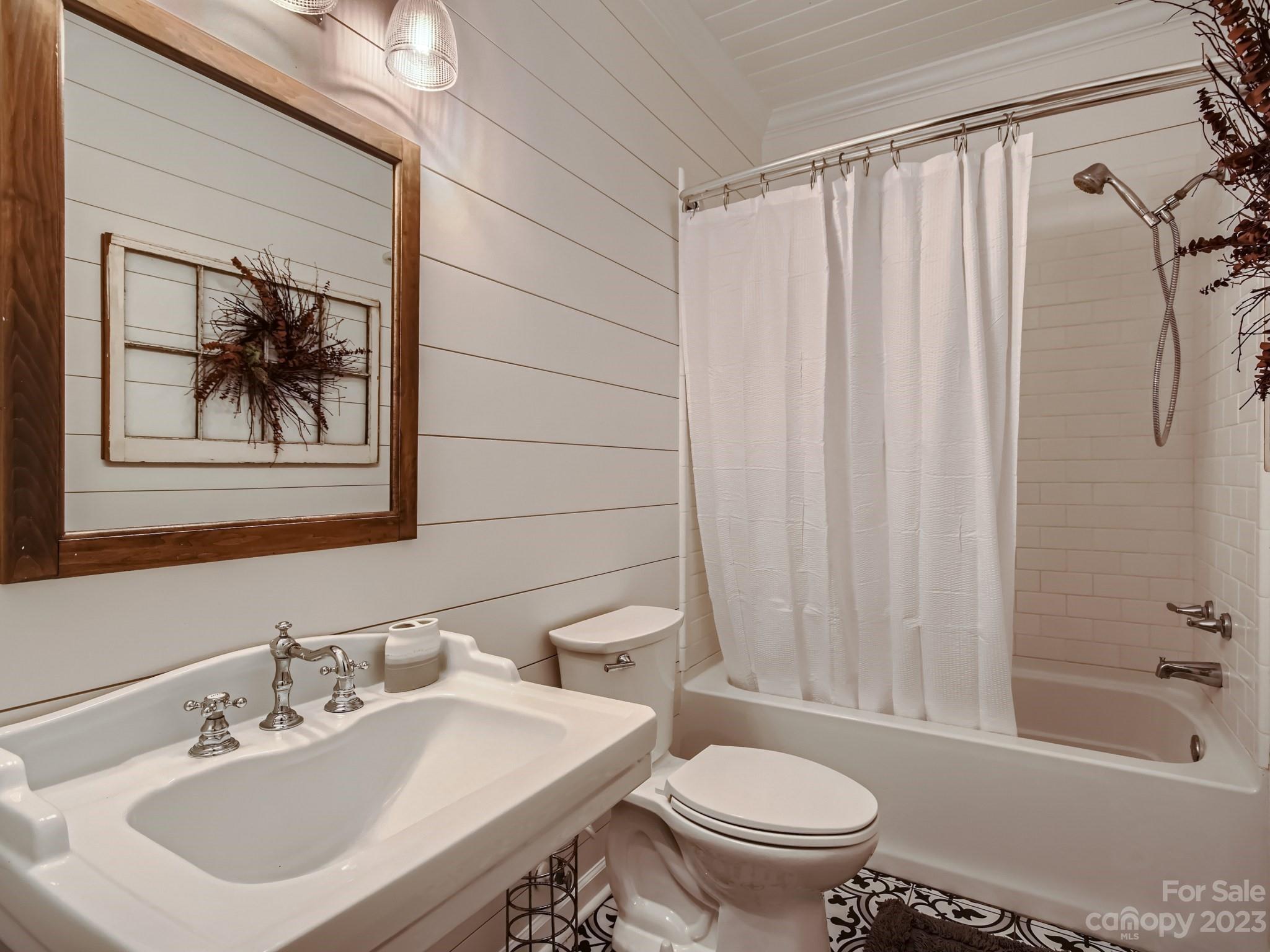 Hemby Woods - Residential