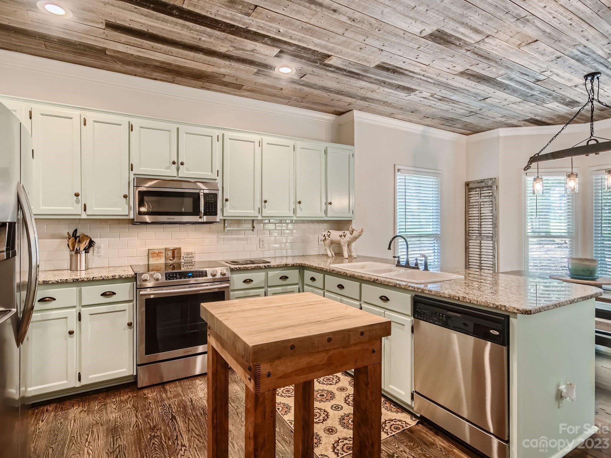 Hemby Woods - Residential