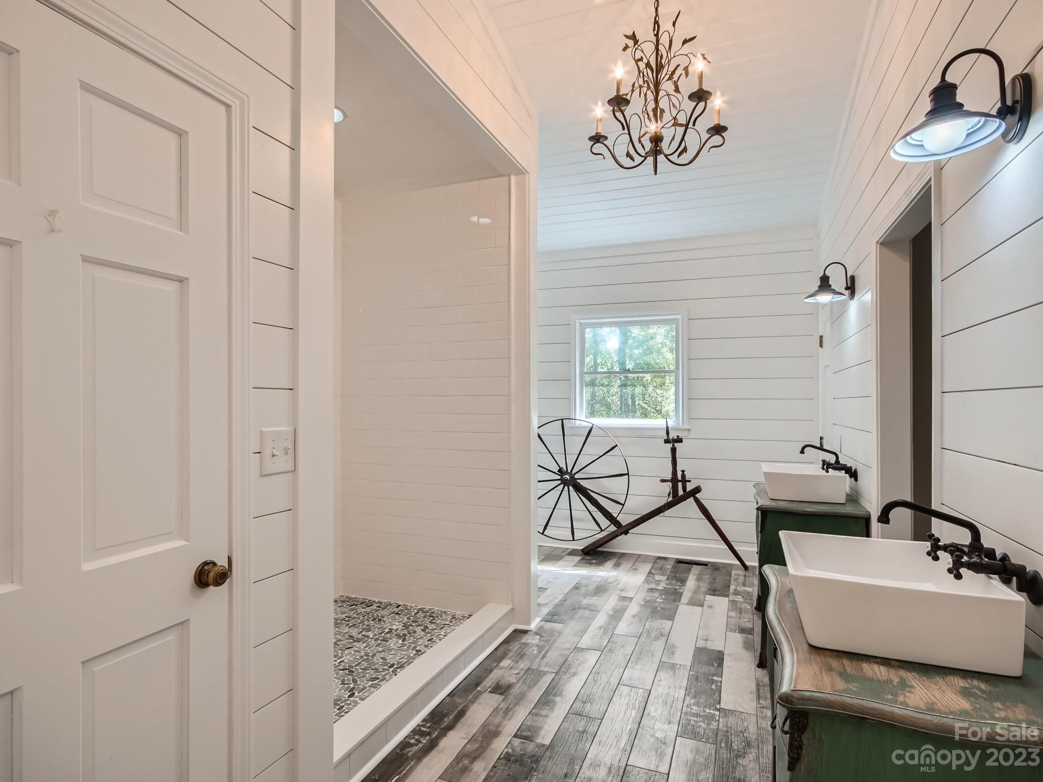 Hemby Woods - Residential