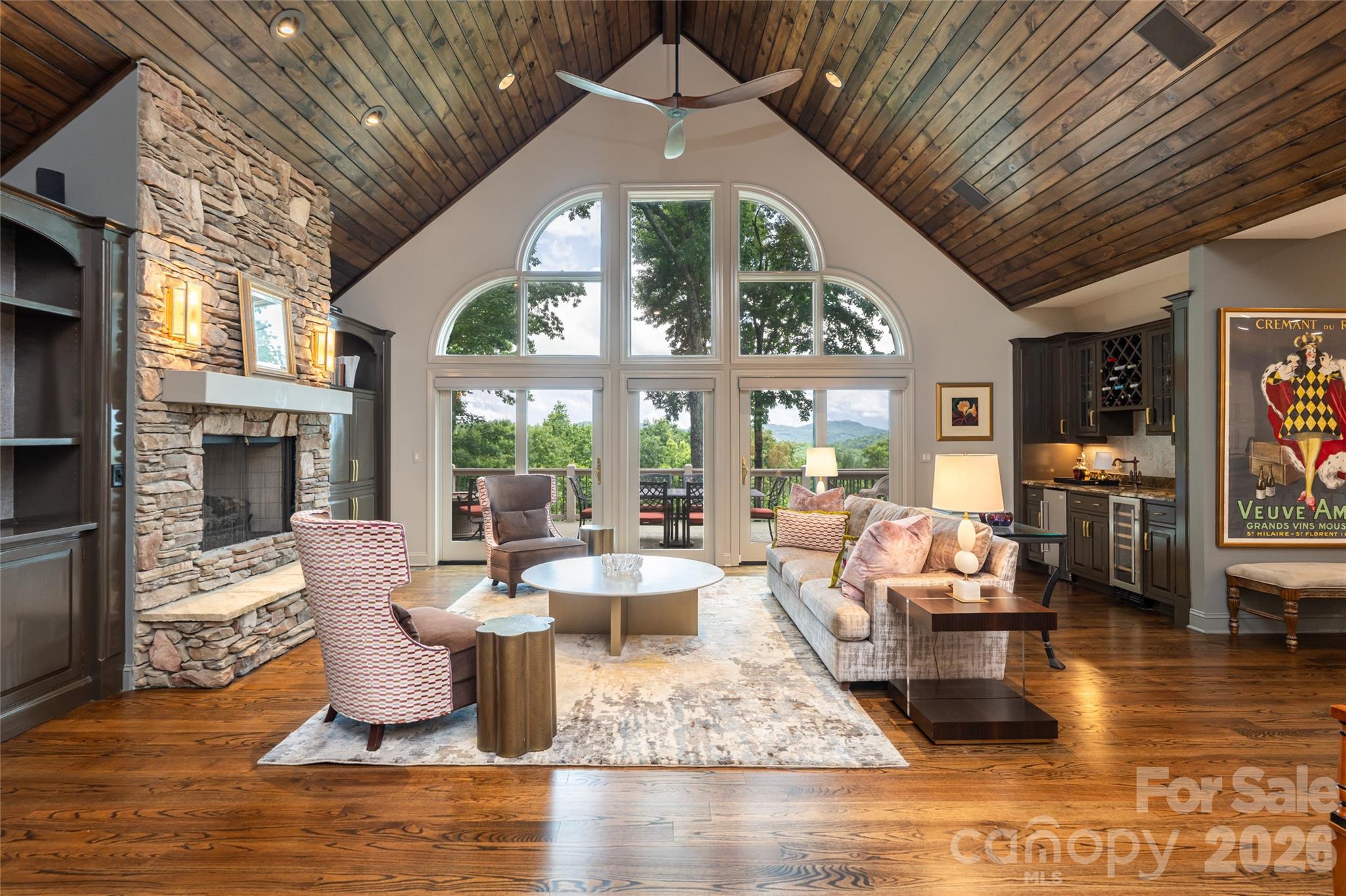 305 Piney Knoll Lane
