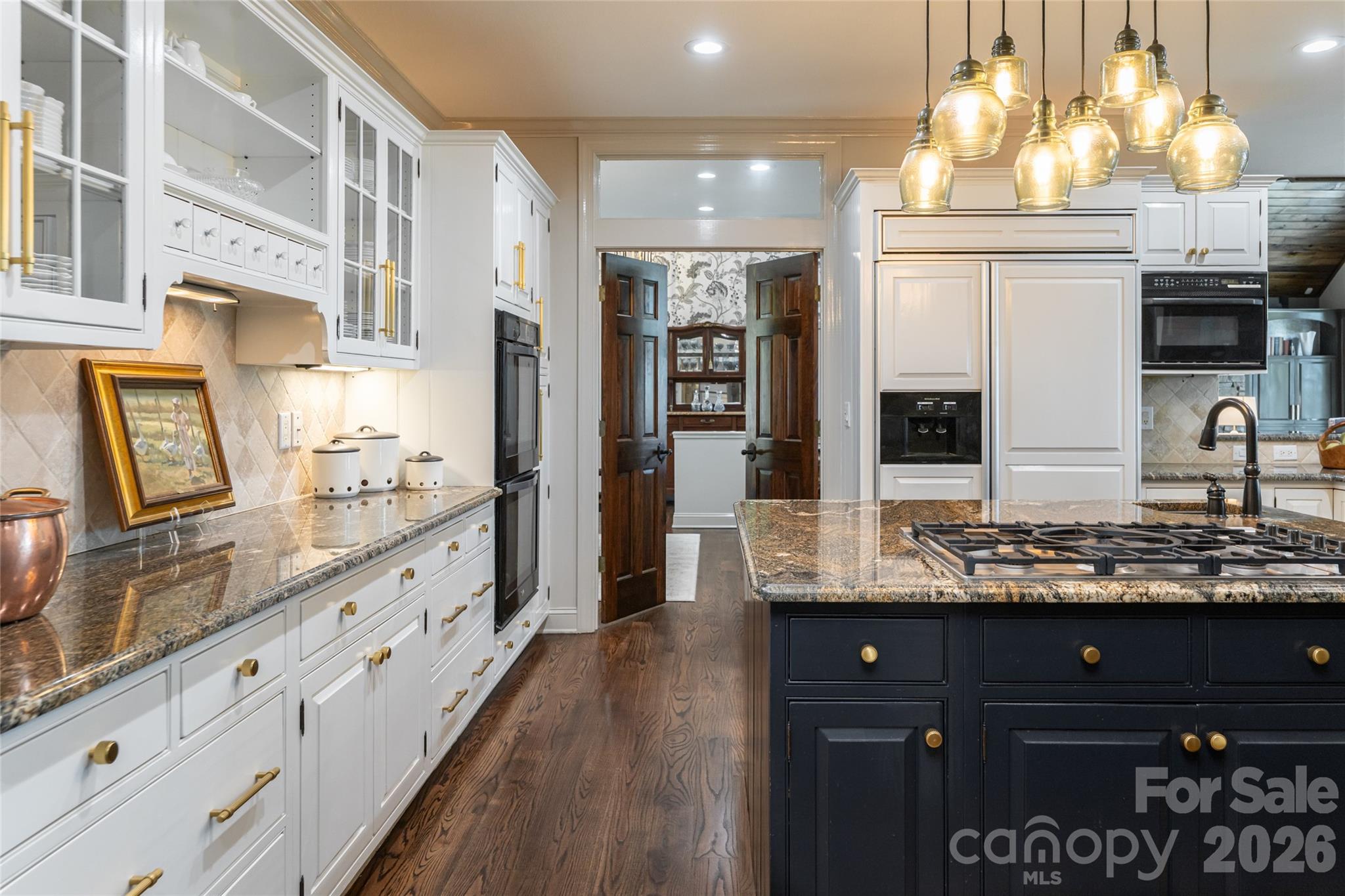 305 Piney Knoll Lane