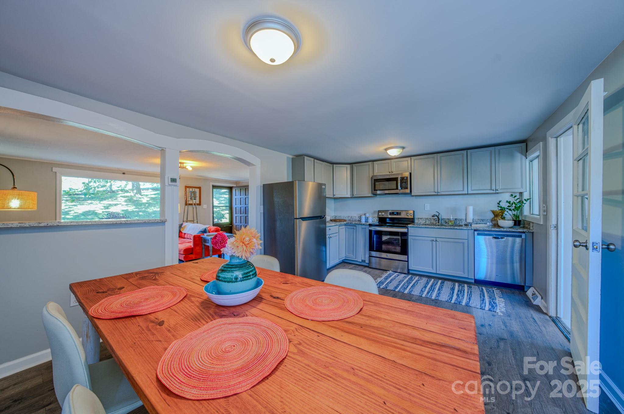 22 Mulberry Street