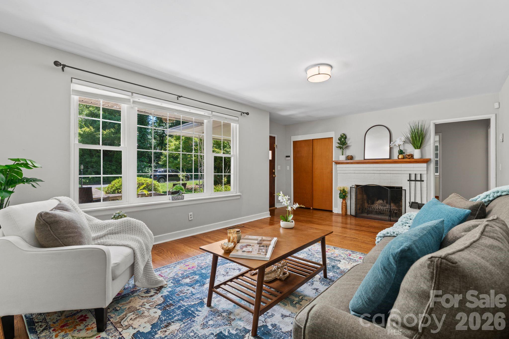 107 Appledore Avenue