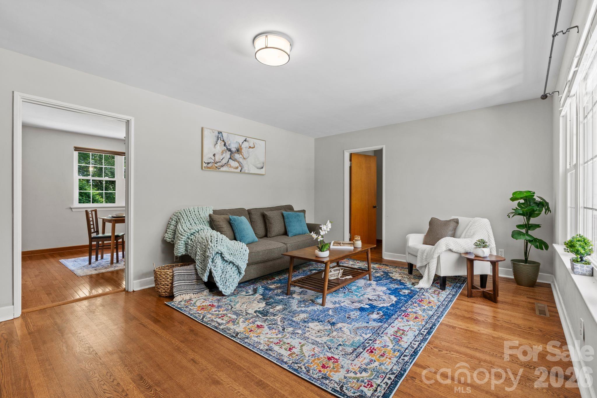 107 Appledore Avenue