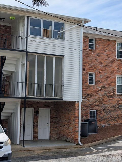 916 Mcalway Road D Charlotte NC 28211