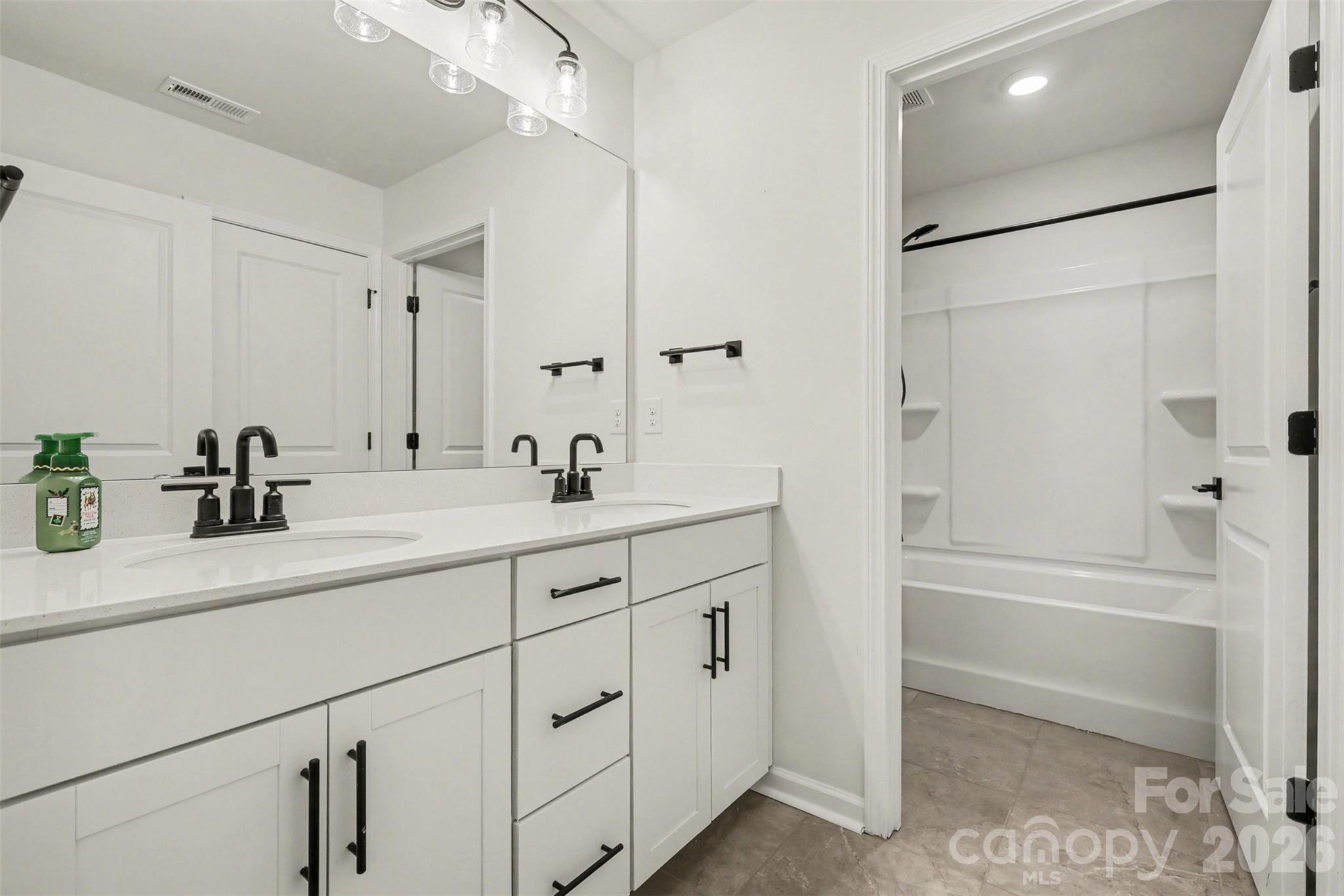 Enclave at Falls Cove Lake Norman - Residential