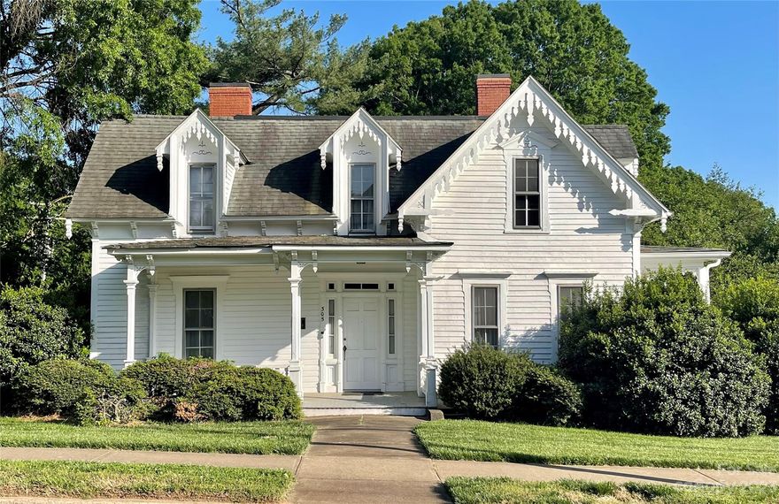 Own a true piece of Davidson history. This home has had two owners since 1883. Tons of detailed molding and character. Large, in town lot offers potential for detached in-law/income-producing quarters, pool etc..