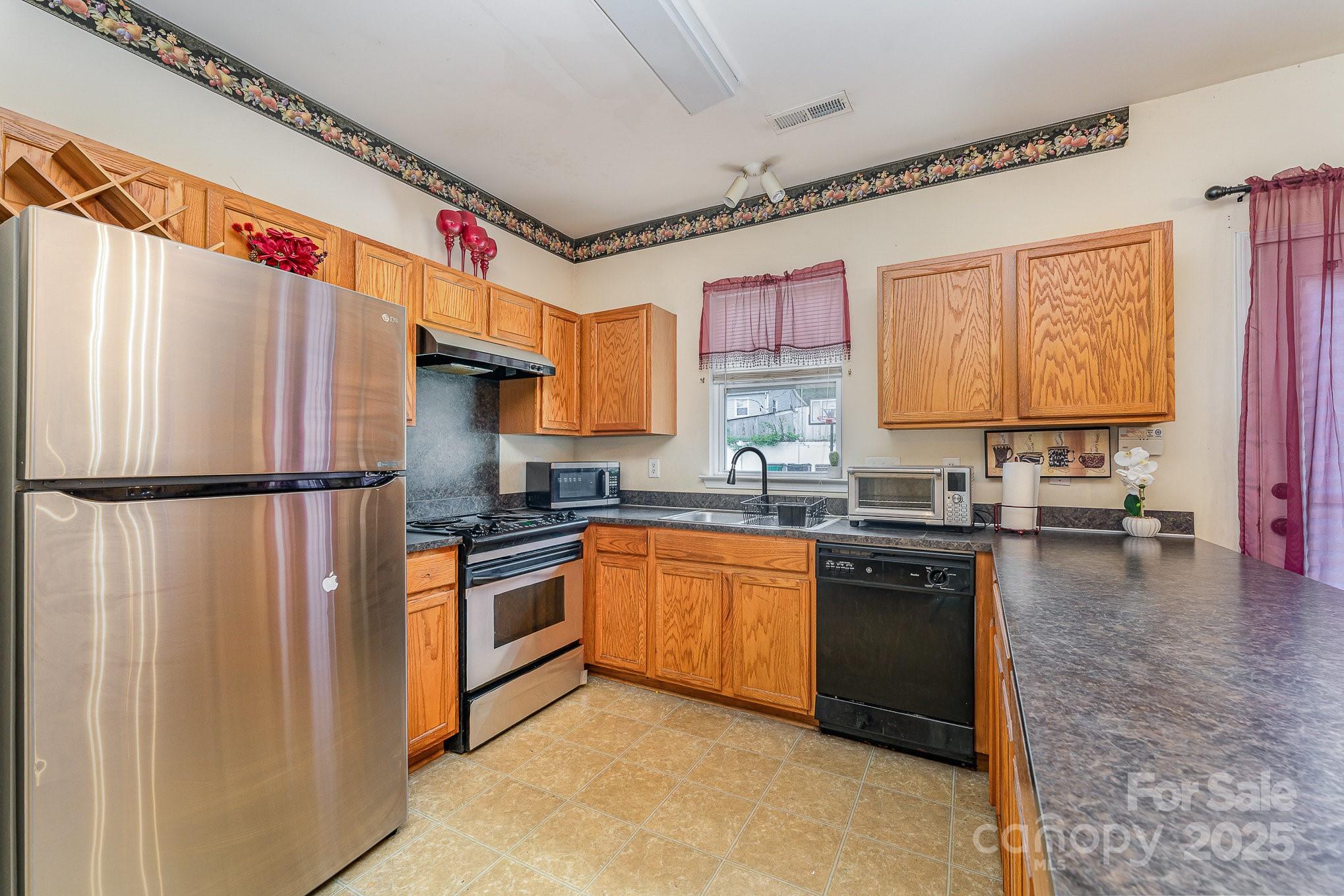 The Park At Oaklawn - Residential