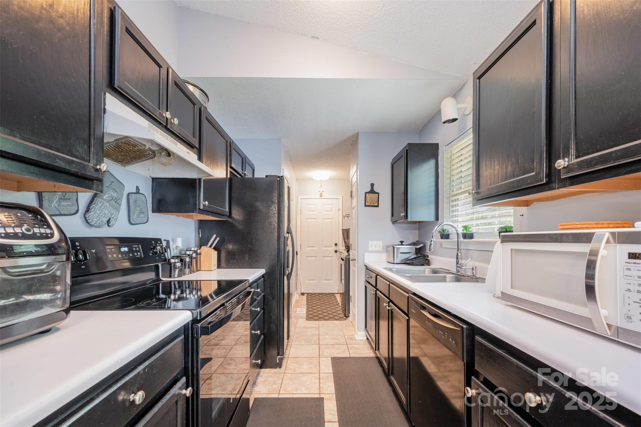 Rolling Hills - Residential