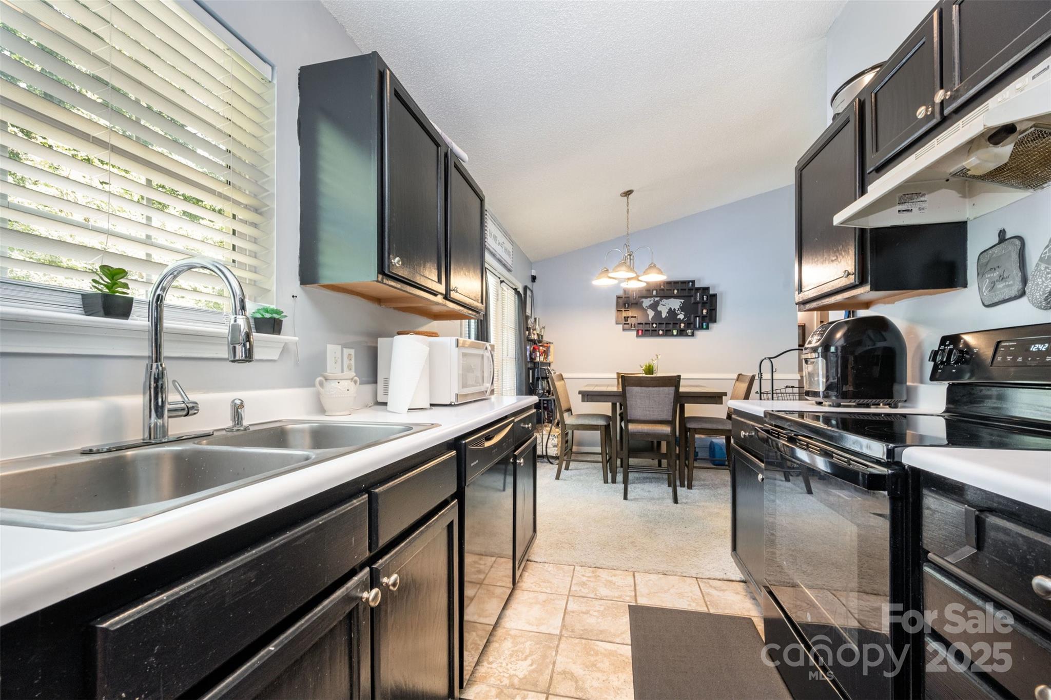 Rolling Hills - Residential