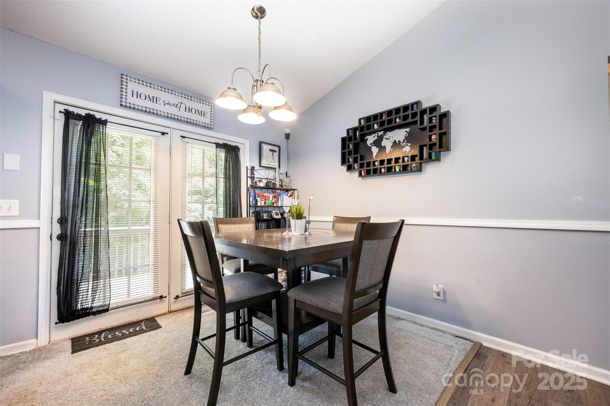 Rolling Hills - Residential