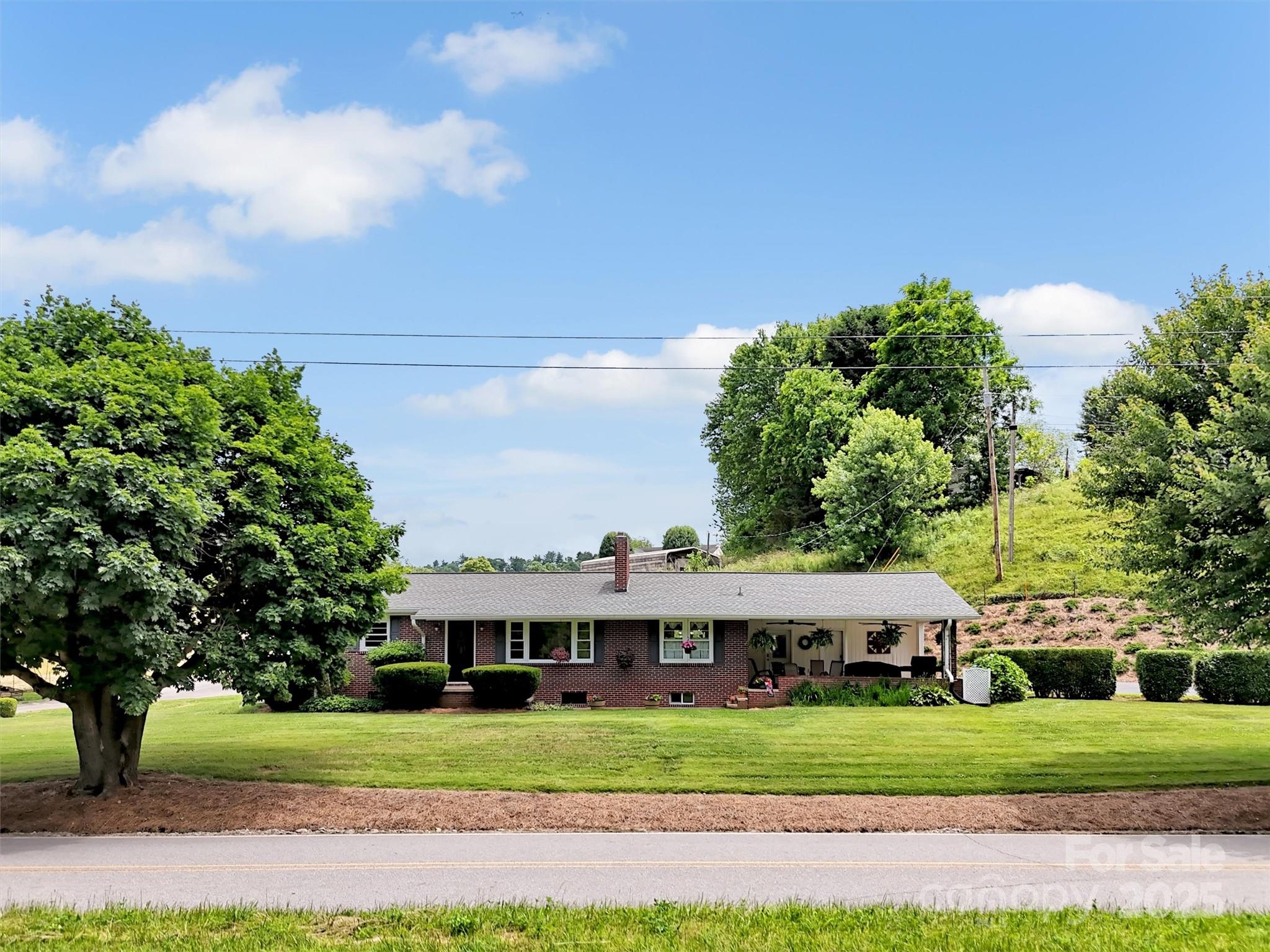463 Golf Course Road