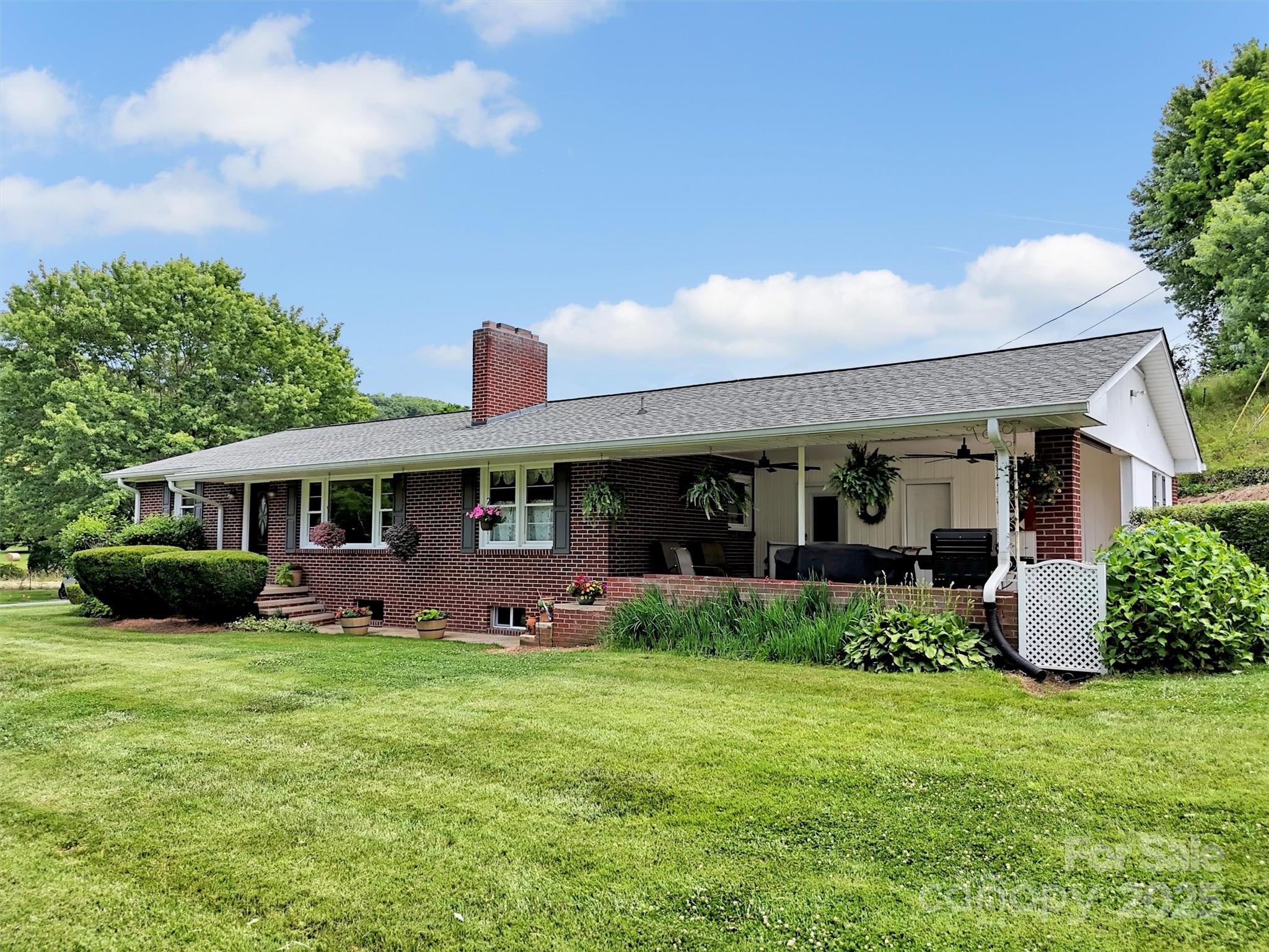 463 Golf Course Road