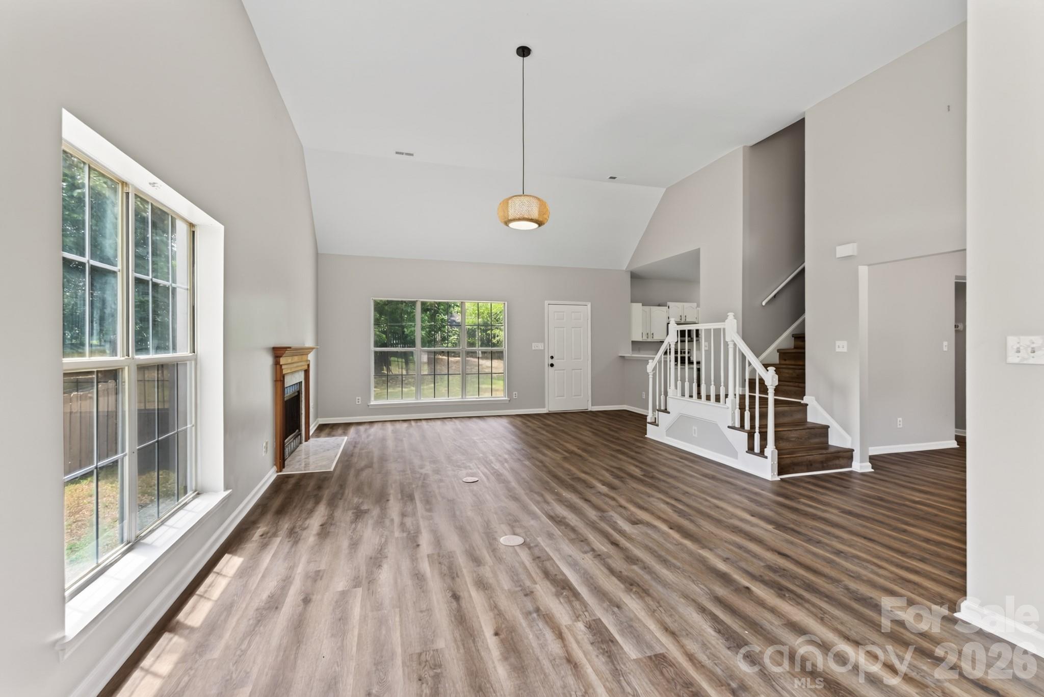8511 Albury Walk Lane