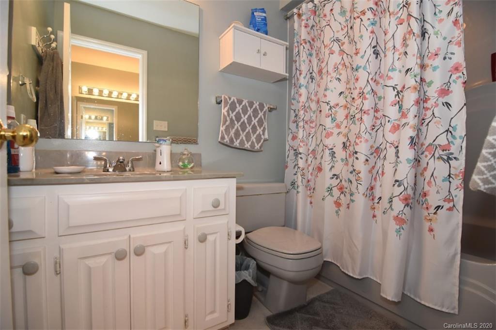 WOODMERE - Residential