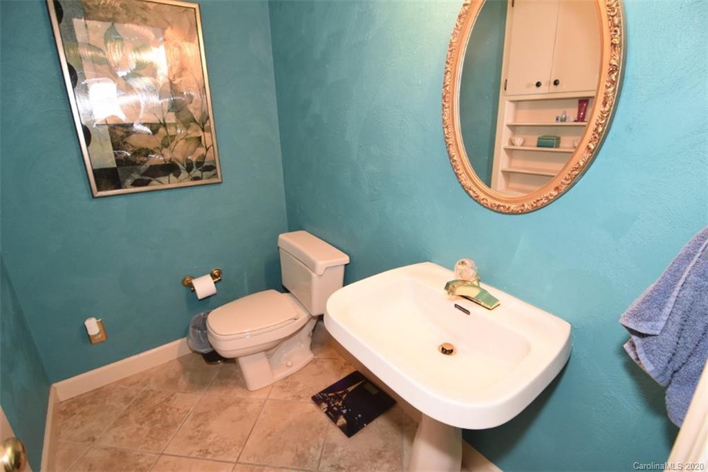 WOODMERE - Residential