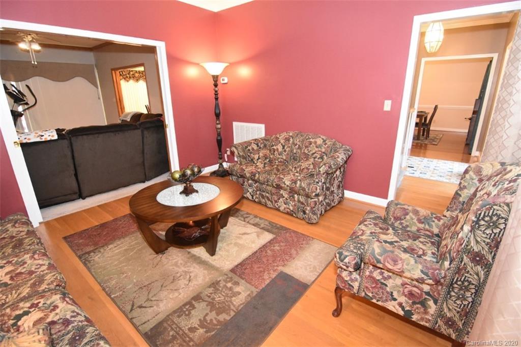 WOODMERE - Residential