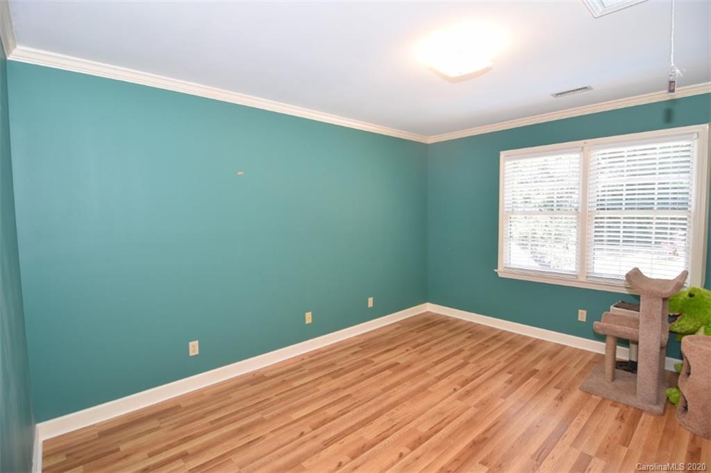 WOODMERE - Residential