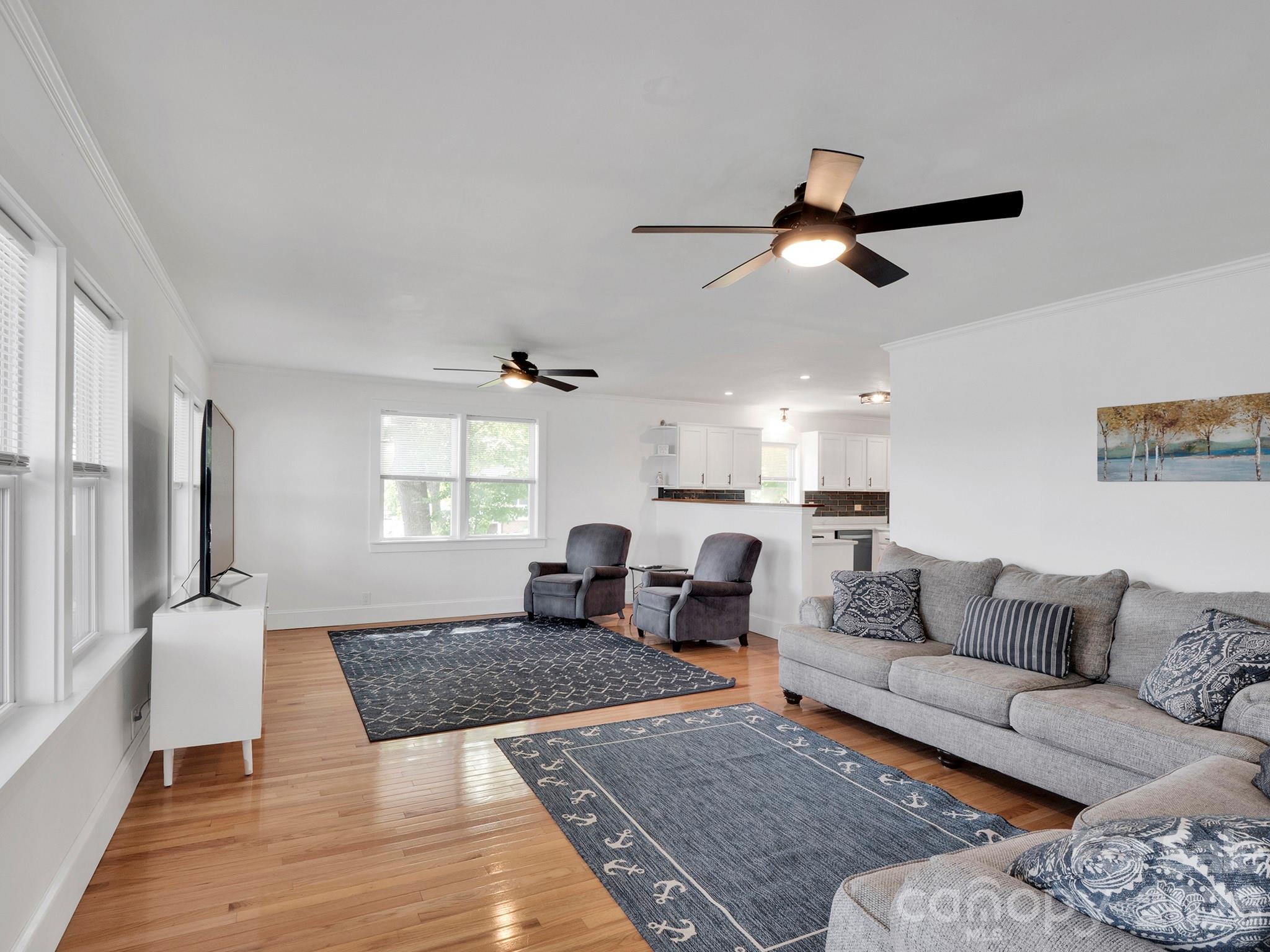 1513 Molly Creek Circle