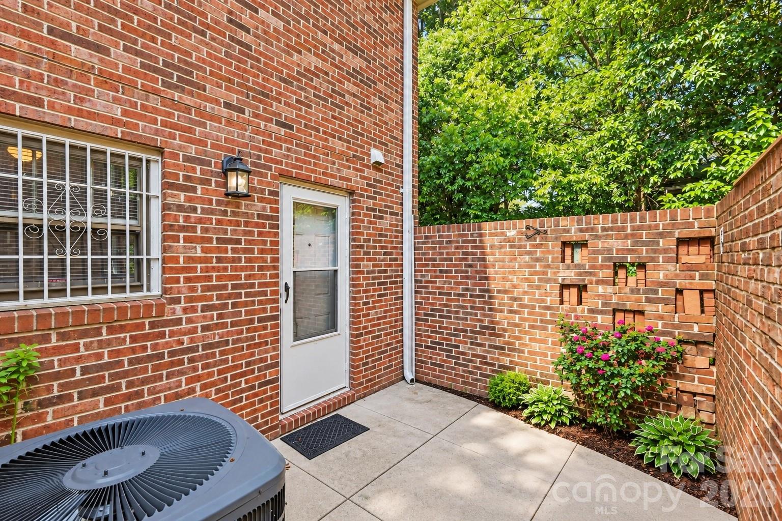 1231 Archdale Drive