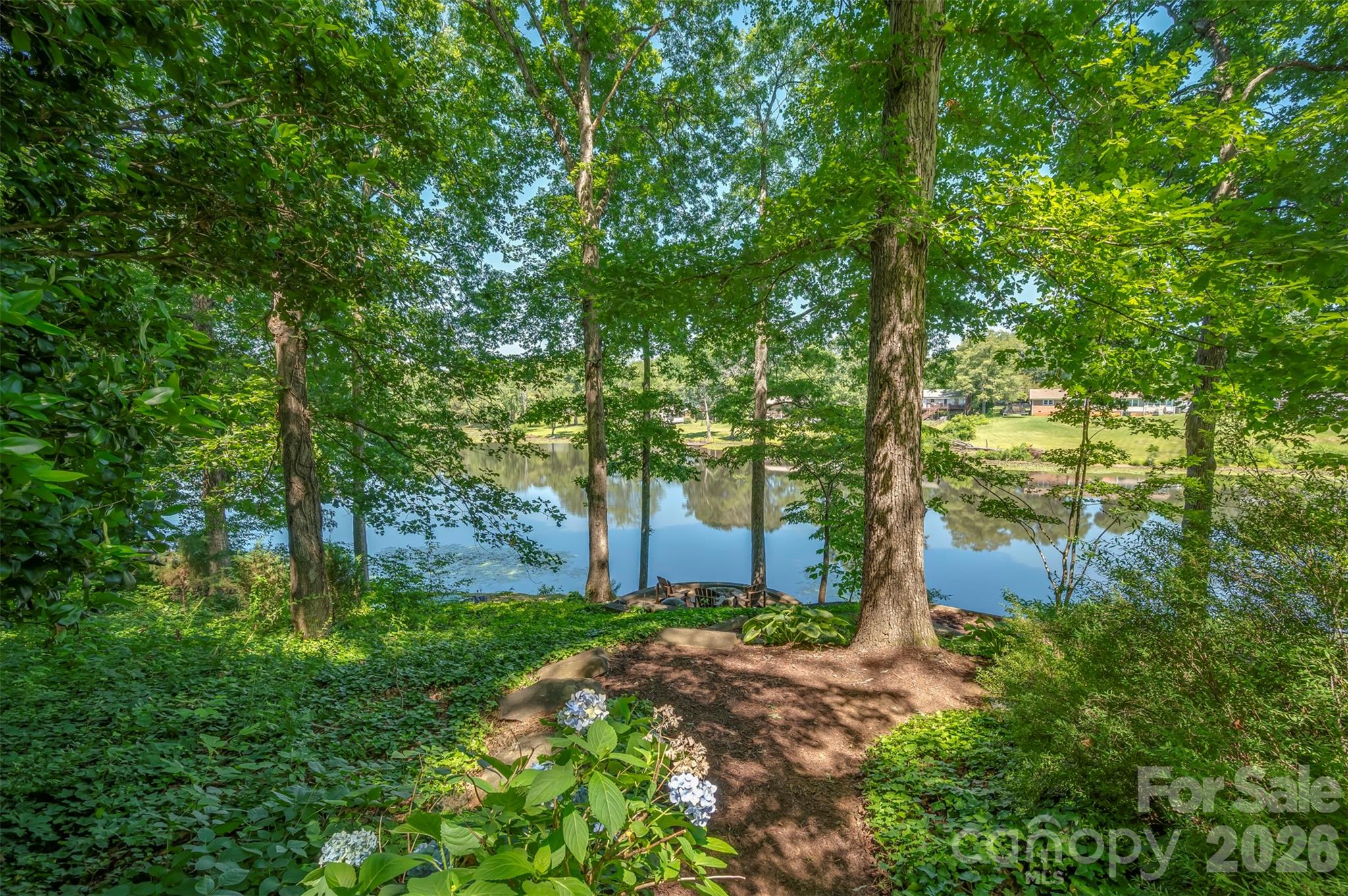 377 Kingswood Drive