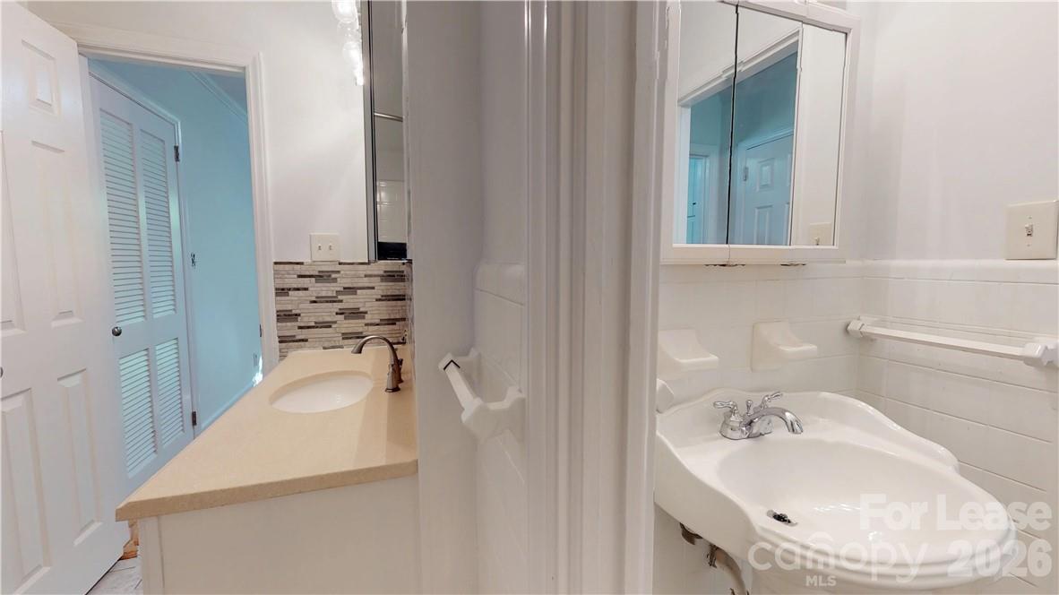 Ashbrook - Residential Lease