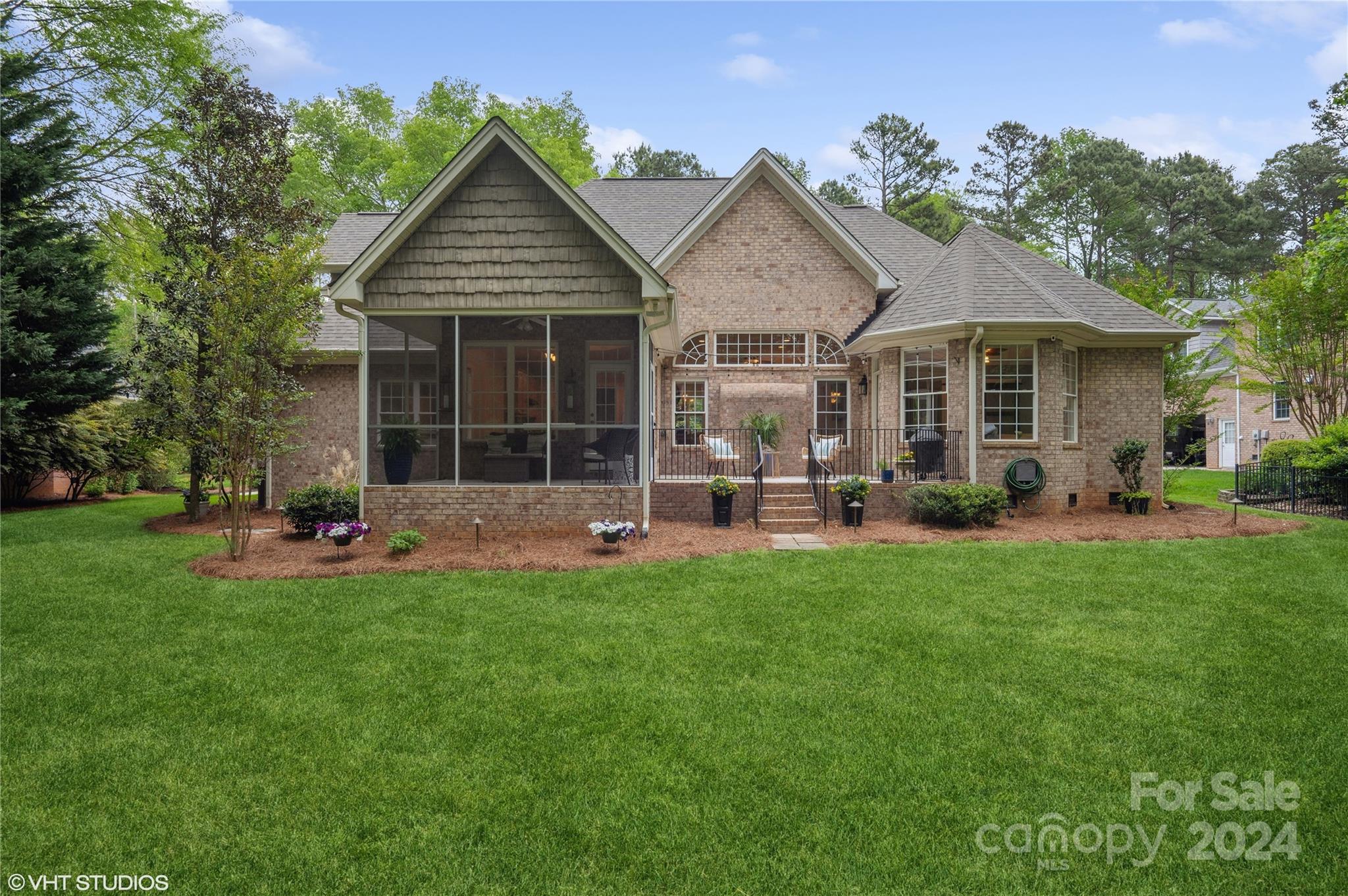 Water Edge - Residential