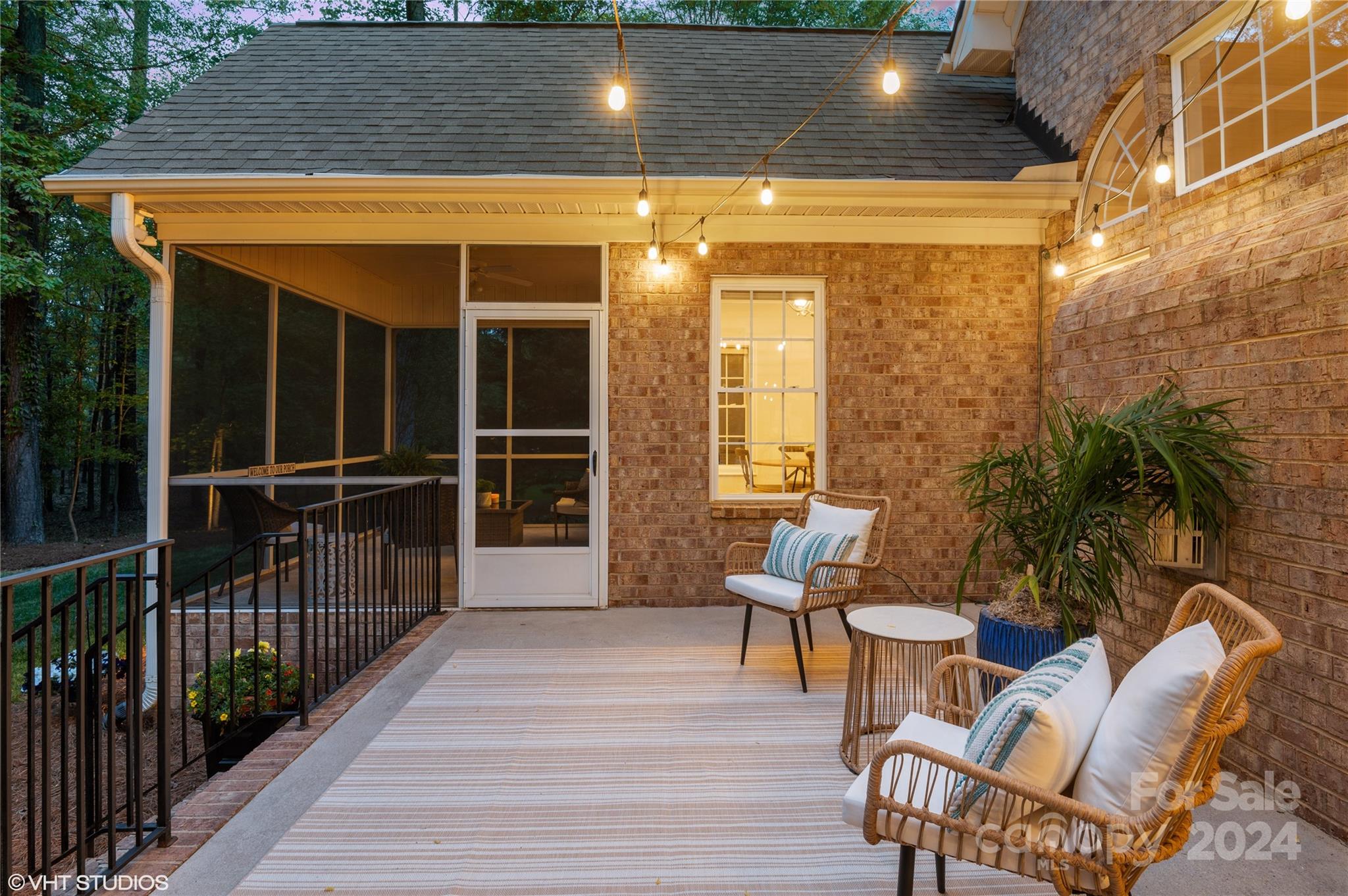 Water Edge - Residential