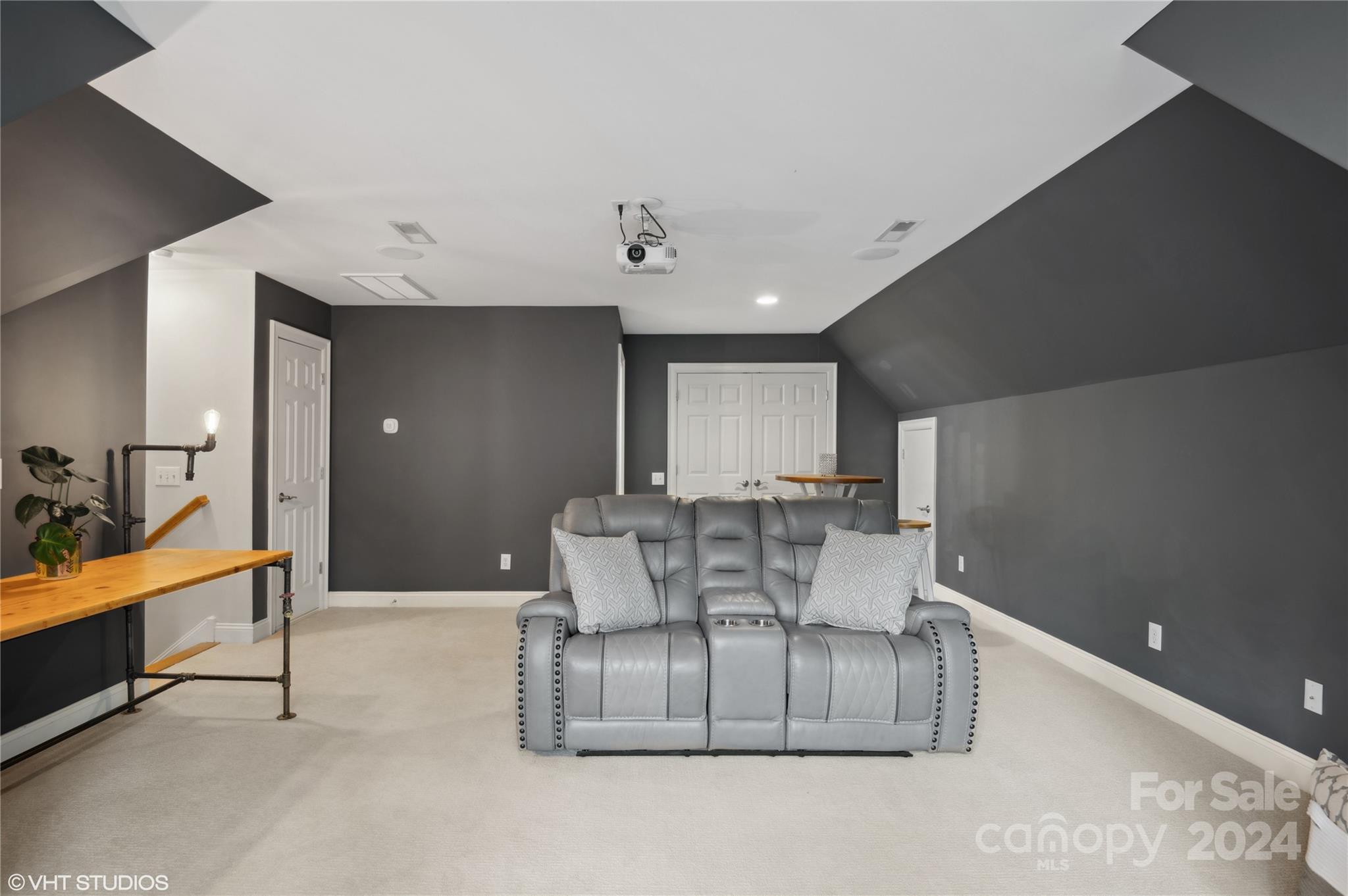 Water Edge - Residential