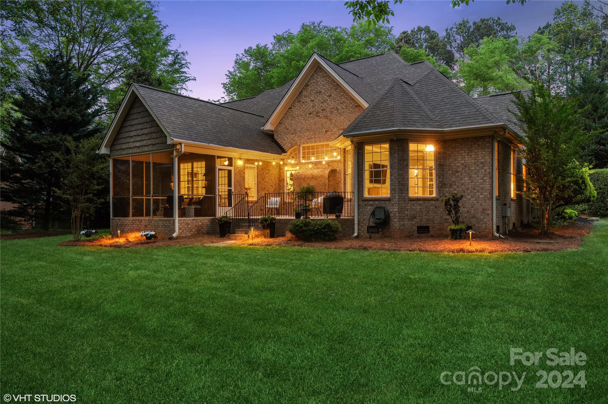 Water Edge - Residential