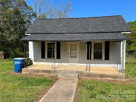 Photo of 622 Woodlawn Avenue, Mount Holly, NC 28120 (MLS # 4416699)