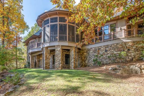 A home in Mill Spring