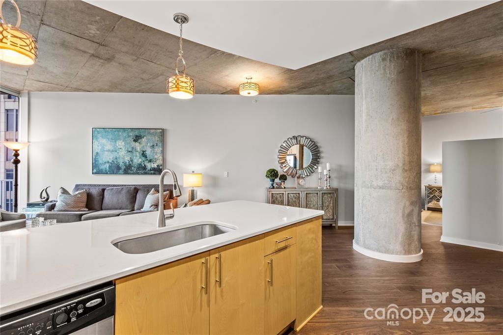 Avenue Condominiums - Residential