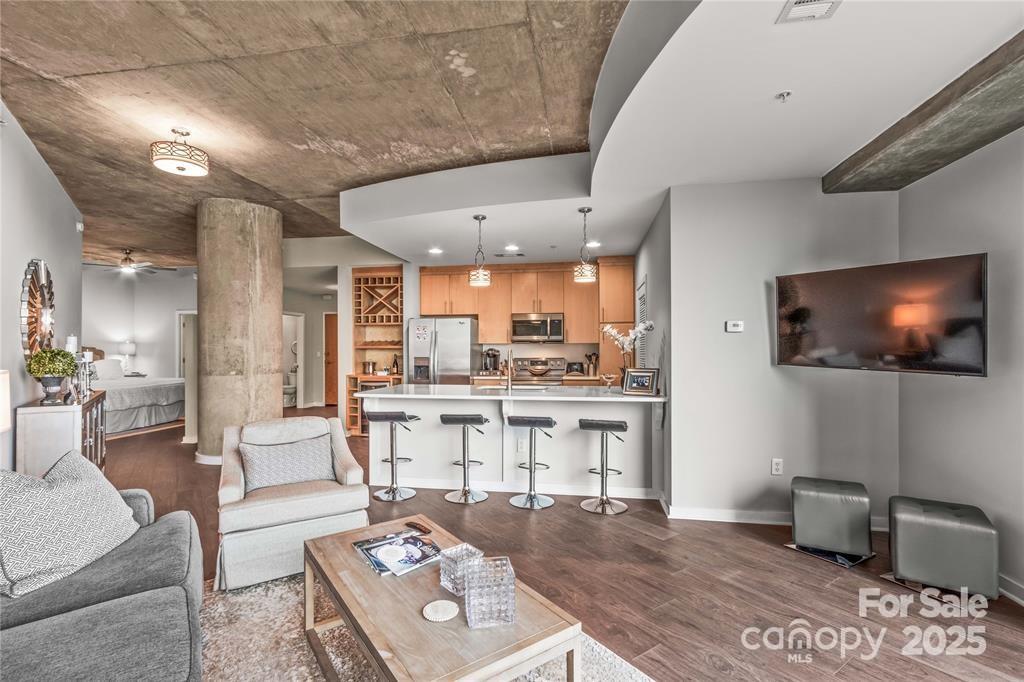 Avenue Condominiums - Residential