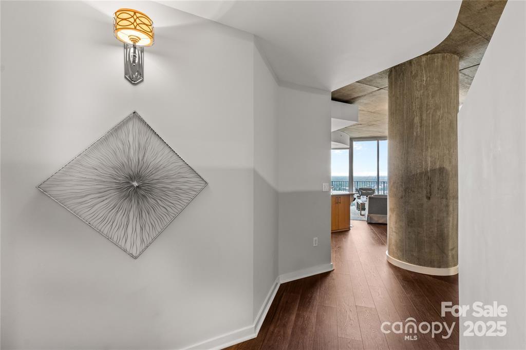 Avenue Condominiums - Residential