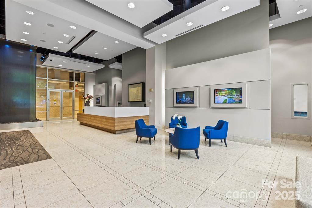 Avenue Condominiums - Residential