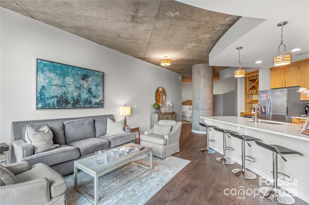 Avenue Condominiums - Residential