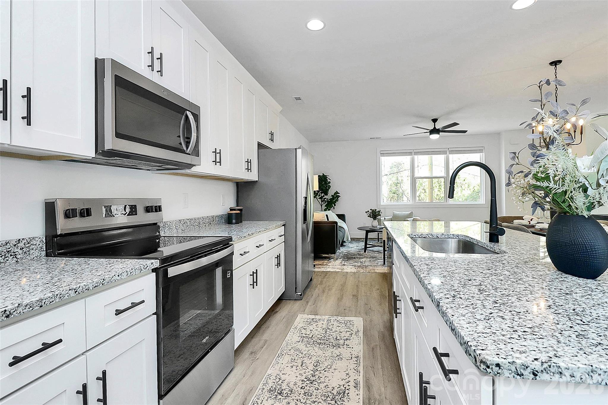 Residences at Oakview - Residential