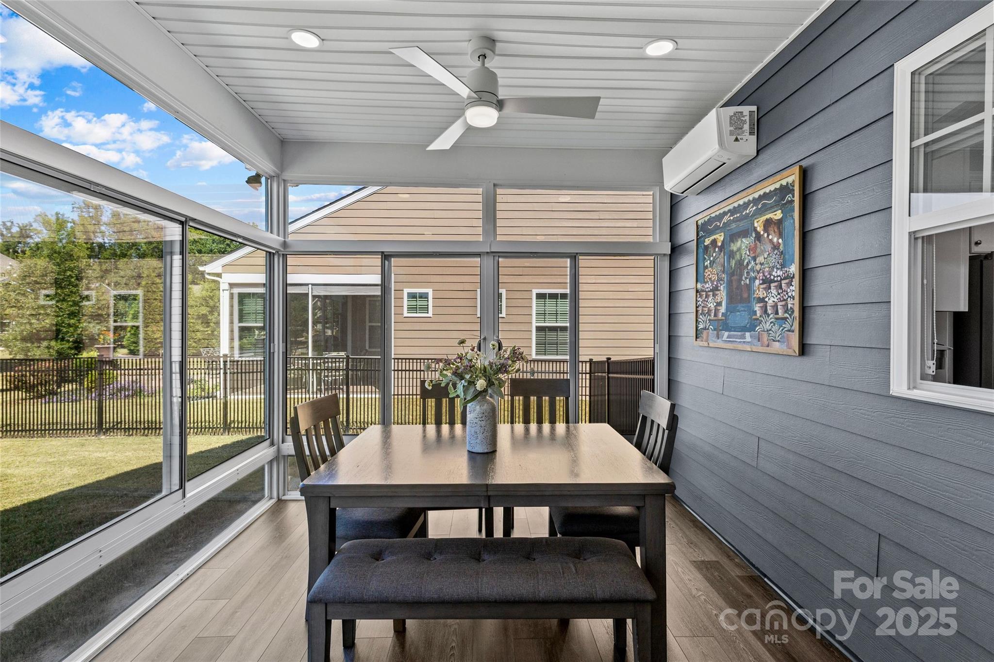 Tree Tops - Residential