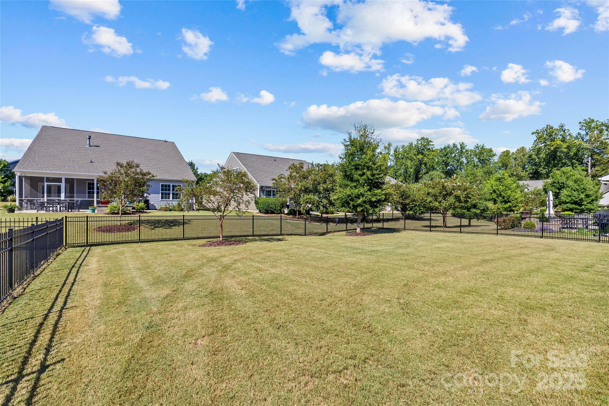 Tree Tops - Residential