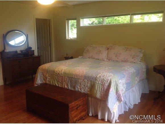 Oak Woods - Residential