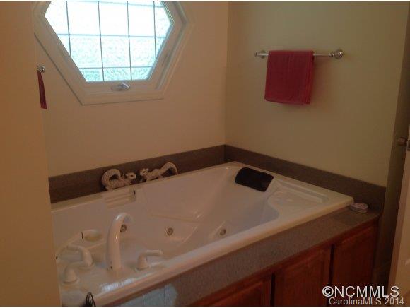 Oak Woods - Residential