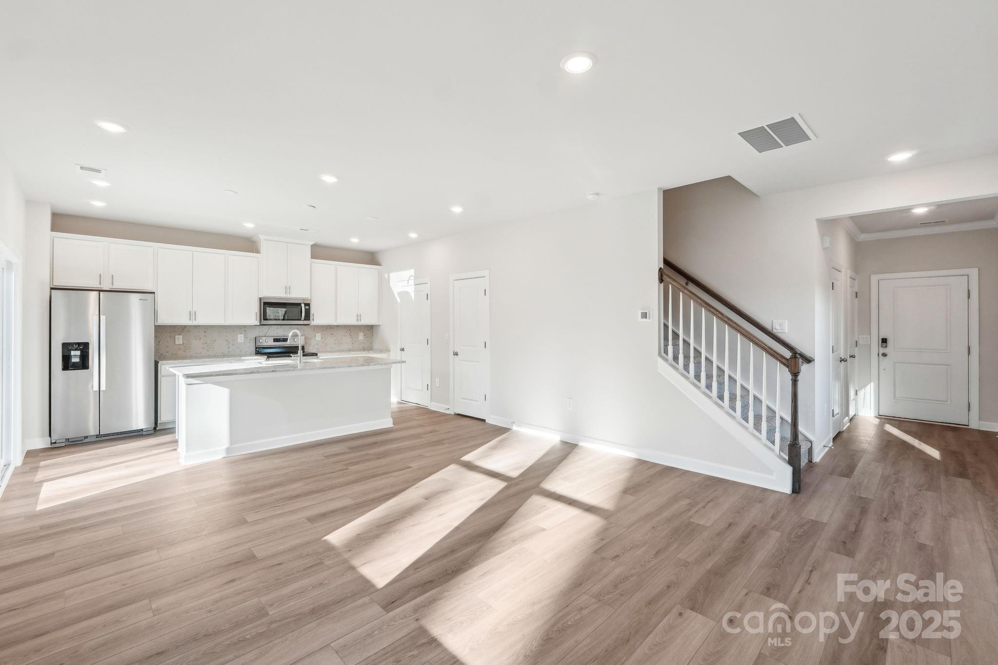 125 Canoga Avenue