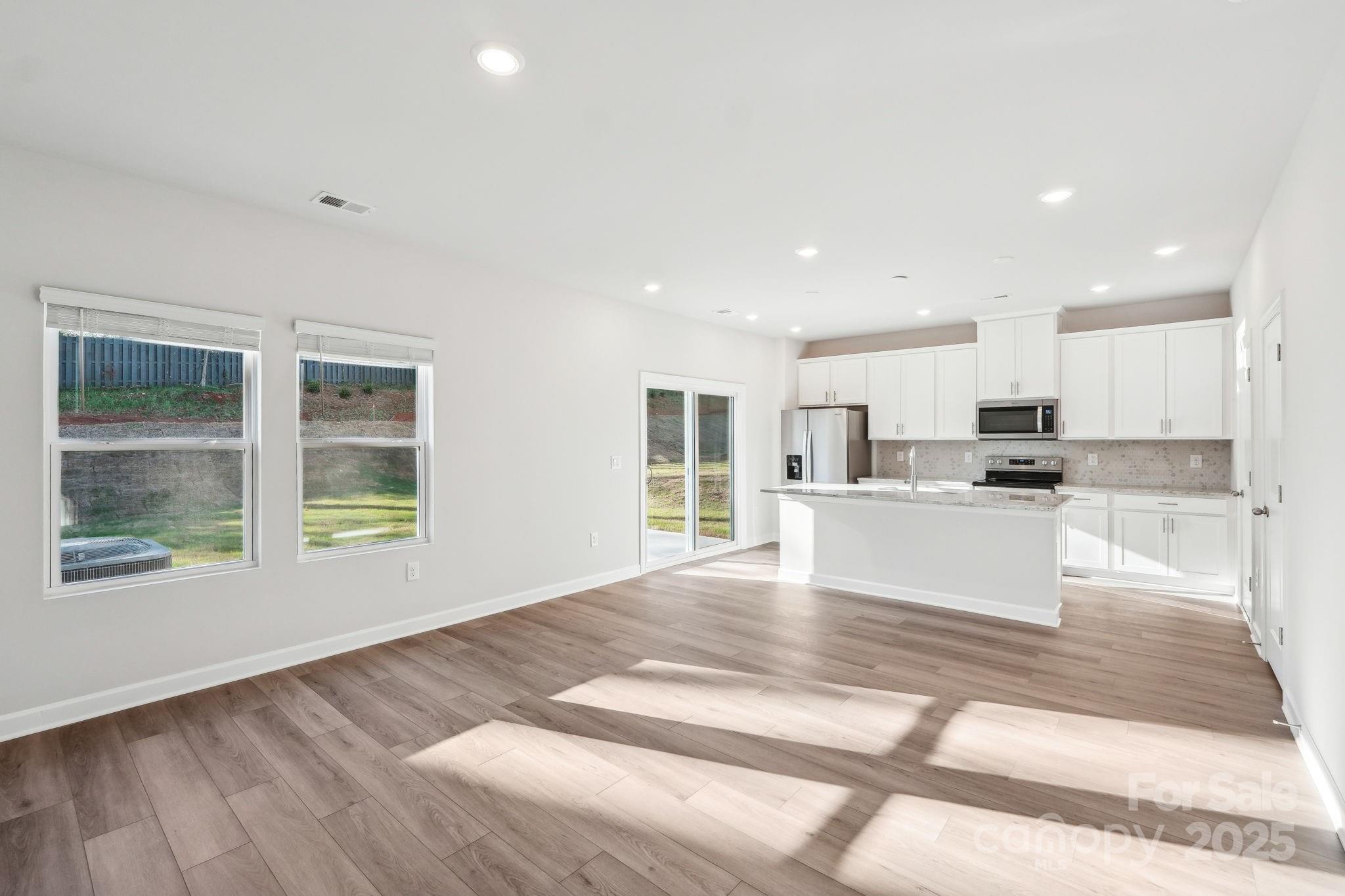 125 Canoga Avenue