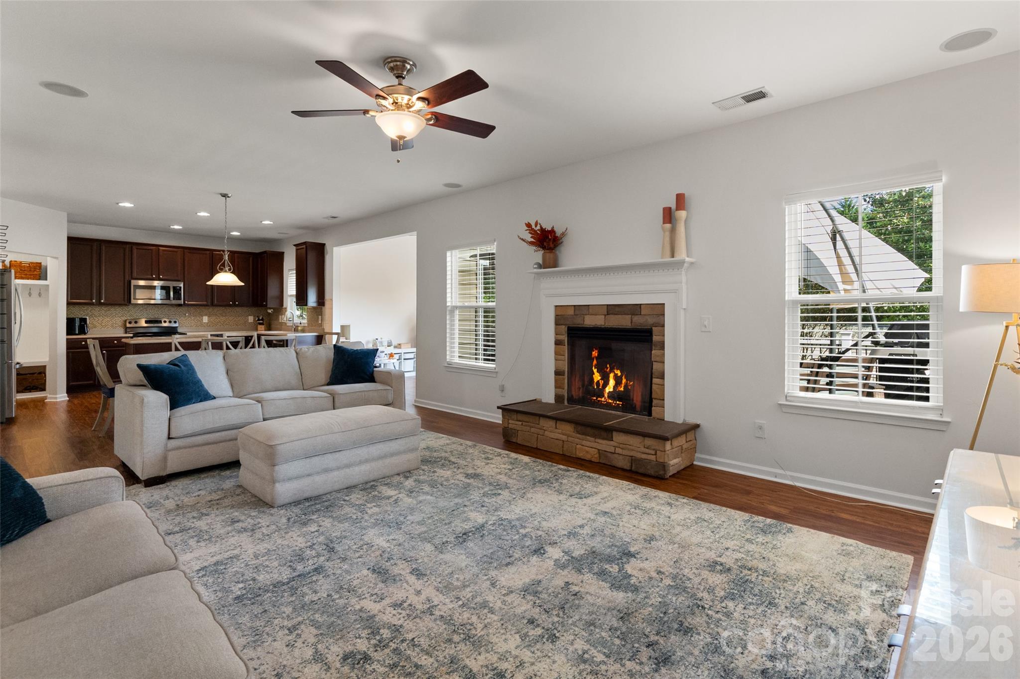 837 Lion Lane