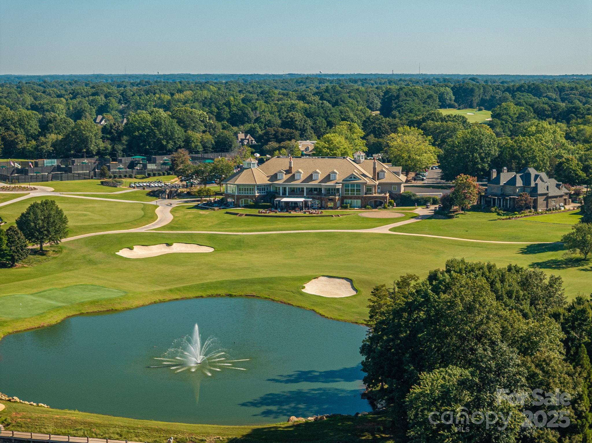 The Peninsula - Residential